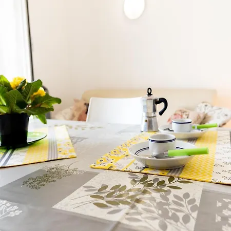 In In Strandnaehe Loano